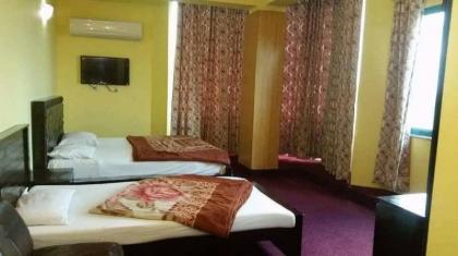 Kulsoom Hotel - image 19