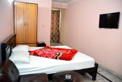 Kulsoom Hotel - image 5