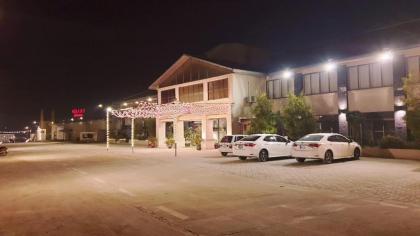Hotel Grand Arena - image 5