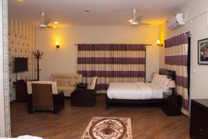 Livin Hub Guest House - image 10