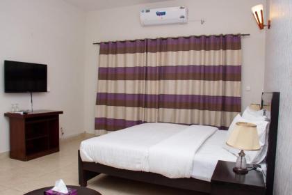 Livin Hub Guest House - image 12