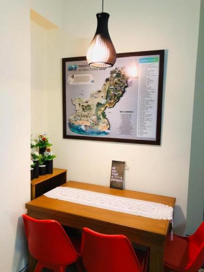 Tourist Inn Apartment - image 1