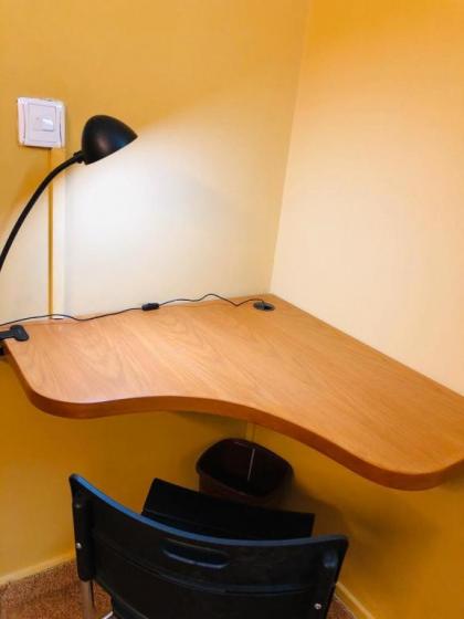 Tourist Inn Apartment - image 2