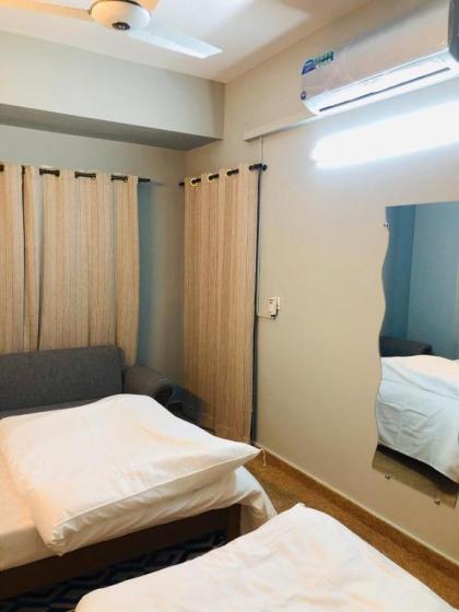 Tourist Inn Apartment - image 4