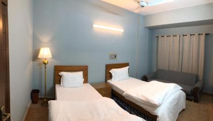 Tourist Inn Apartment - image 9