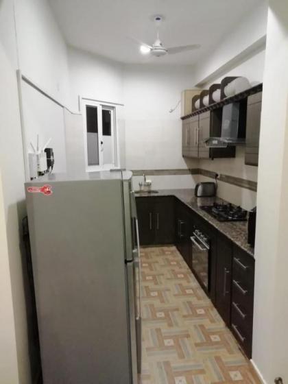 Royal Executive Apartment ( Two Bed Room) Executive Heights F11 Islamabad - image 8