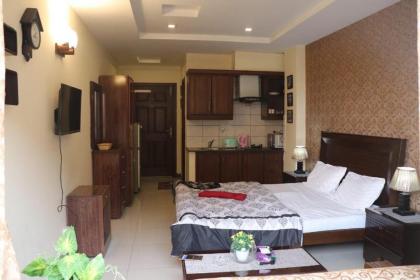 Cozy Studio Apartment In Bahria town - image 1