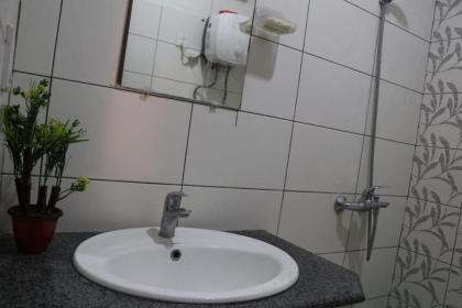 Cozy Studio Apartment In Bahria town - image 3
