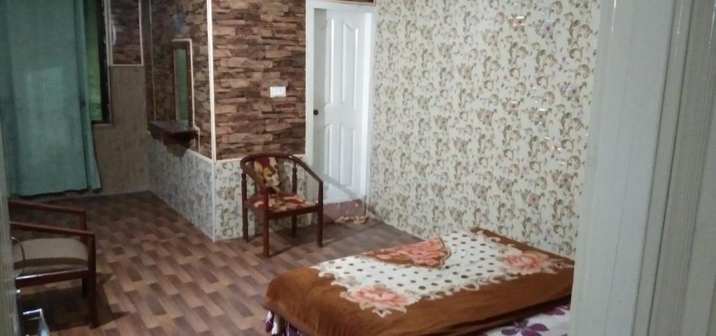Kashmir Continental Hotel Murree - image 2