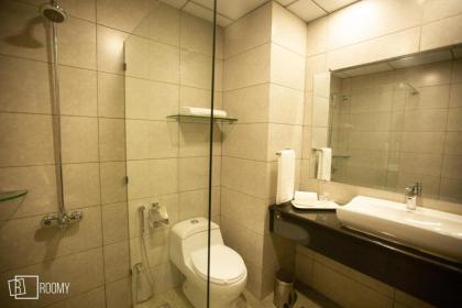 Roomy Signature Hotel Islamabad - image 10