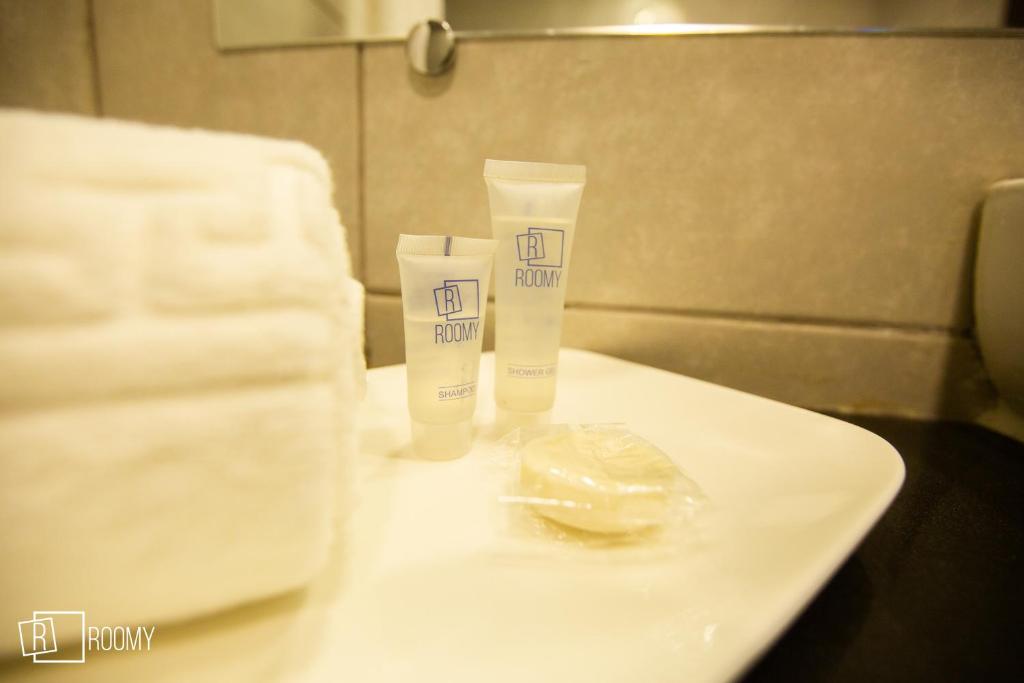 Roomy Signature Hotel Islamabad - image 2