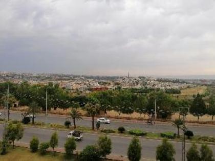 Luxurious Apt in Bahria Town on Main Road. - image 18