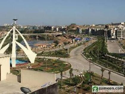 Luxurious Apt in Bahria Town on Main Road. - image 7