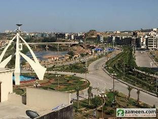 Luxurious Apt in Bahria Town on Main Road. - image 7