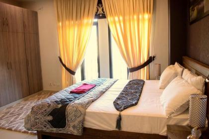 Executive 3 Bedrooms Apartment In Bahria Town - image 9