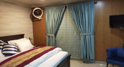 Shagufta Hotel - image 11