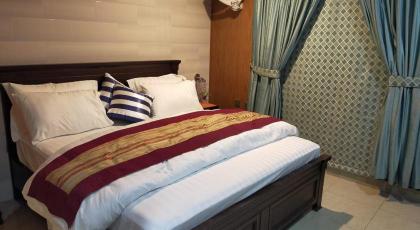 Shagufta Hotel - image 17