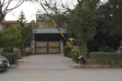 Home Away - image 1