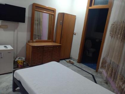 Home Away - image 15