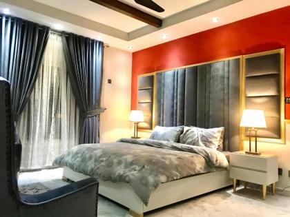 Margalla Hills Residency - image 1