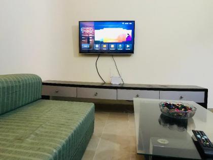 Independent Furnished Apartment - image 4