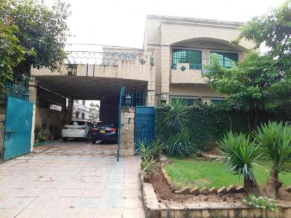 Casa Blanca Executive - image 1