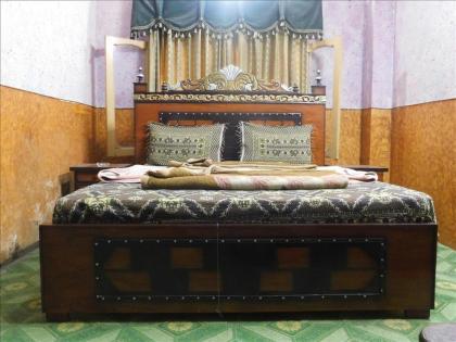 Silk Way Guest House - image 1