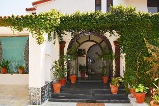 Excellent House for Business men and Families Stay - image 2