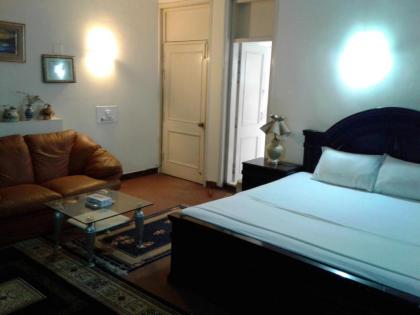 Cosmos Guest House - image 2