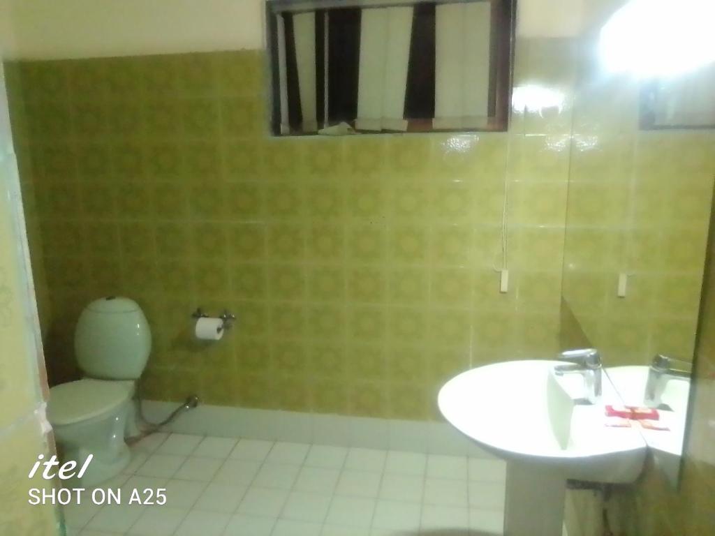 Cosmos Guest House - image 6