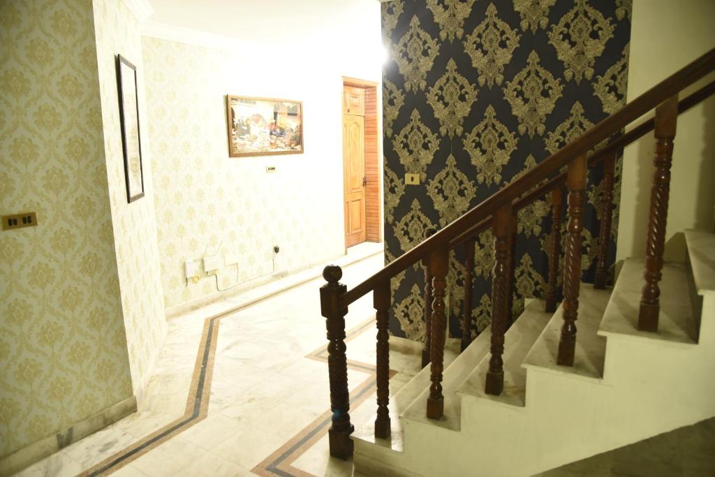 Tashreefaat Guest House - image 4