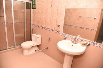 Tashreefaat Guest House - image 7