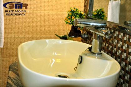 Bluemoon Guest House - image 18