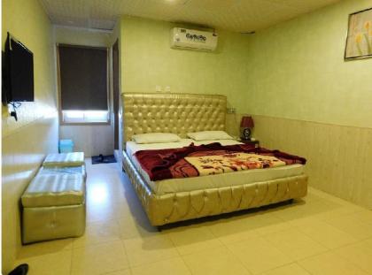 NR Hotel And Restaurant - image 11