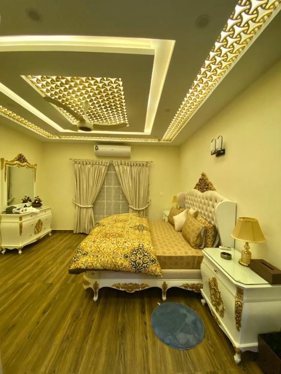 Continental boutique House - image 2