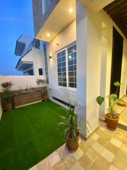 Continental boutique House - image 6