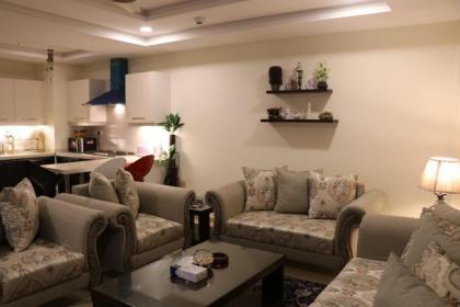 Elegant & Charming One Bed Apartment In Bahria Town - image 18
