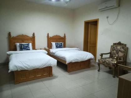 The Life House - image 5
