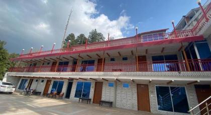 Grand Homes Hotel - image 12