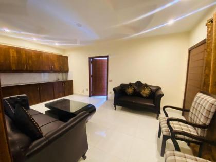 Grand Homes Hotel - image 18