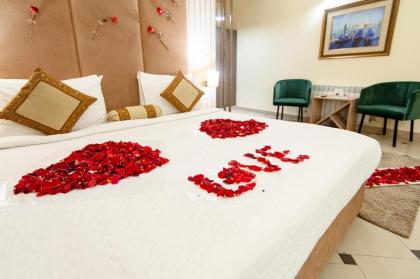 Shelton's Rezidor Islamabad - image 25