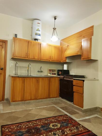 Entire Apartment 2bed Condo at Burban Oakwood - image 10