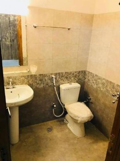 Two Bedroom Furnished Apartment - image 18