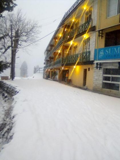Summit Hotel - image 8