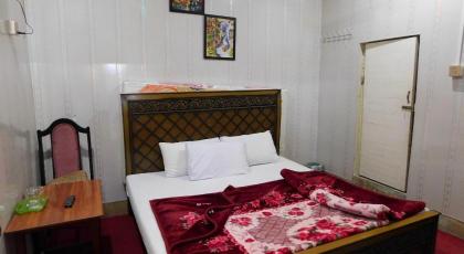 Rex Hotel - image 5