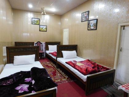 Rex Hotel - image 7