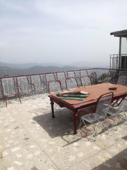 New Shabistan Hotel - image 15