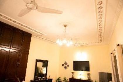 Private Suite at Fahad Bed & Breakfast Bani Gala - image 13