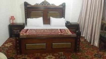 Pearl International Hotel - image 2