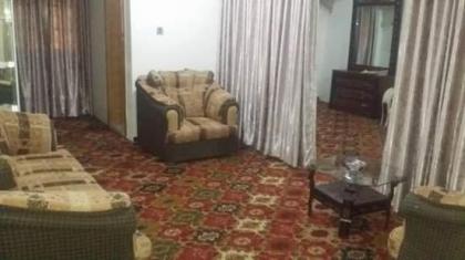 Pearl International Hotel - image 8